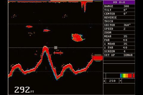 When the seas get rough, the best of sounders lose trace of the bottom. This HD860, in the down sounder mode, will keep the sound beam where it should be: straight down